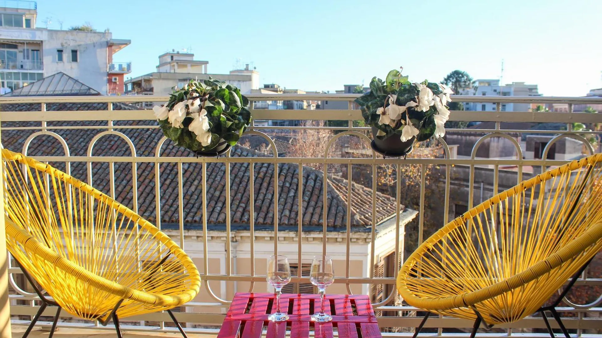 Toctoc Apartment - Big Apartment With Two Rooms In Center Catania