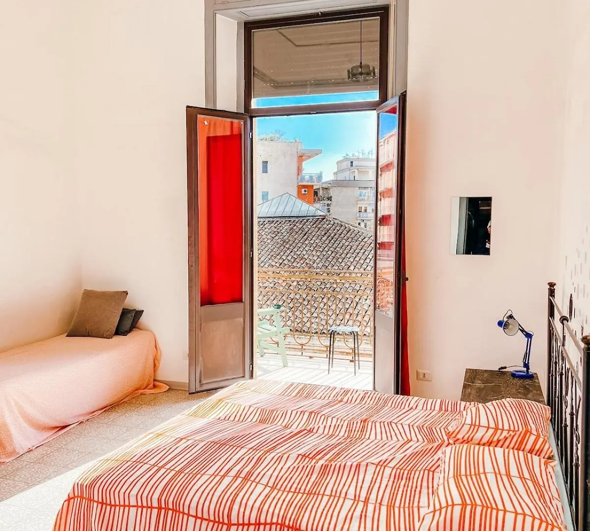 Toctoc Apartment - Big Apartment With Two Rooms In Center Catania 0*,  Italy
